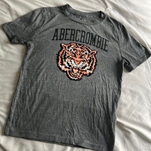 Abercrombie kids flip sequin tiger tee